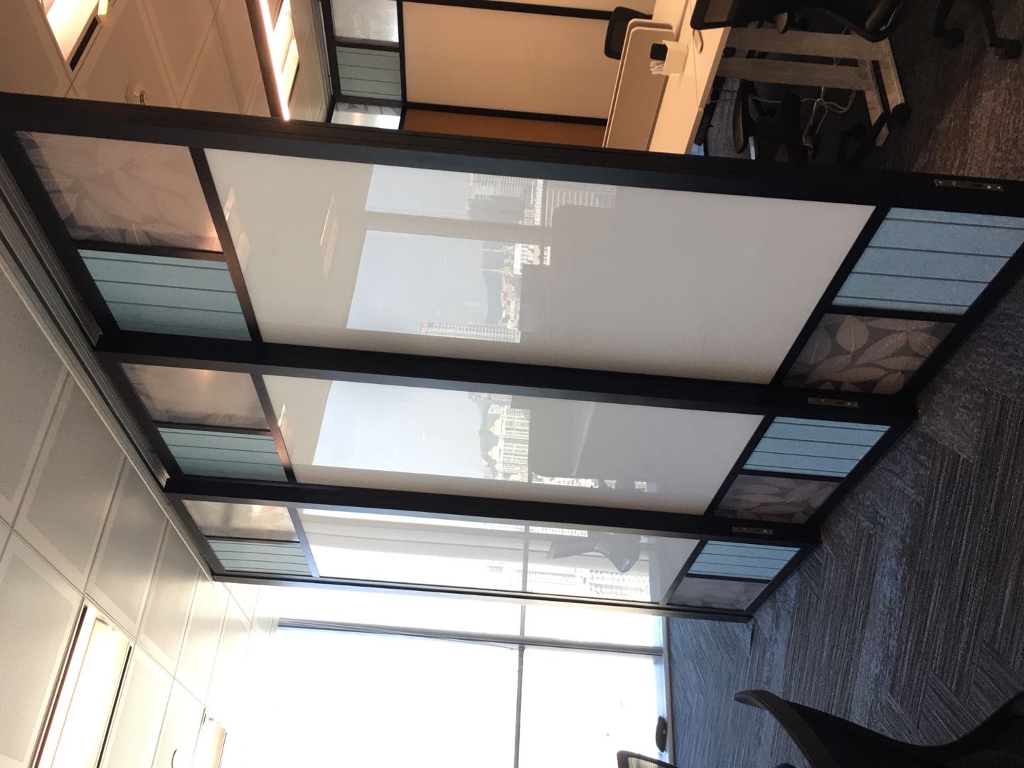 深圳市包房移动隔断定做专业案例|五星级酒店超高空间个性定制,质价双优方案揭秘