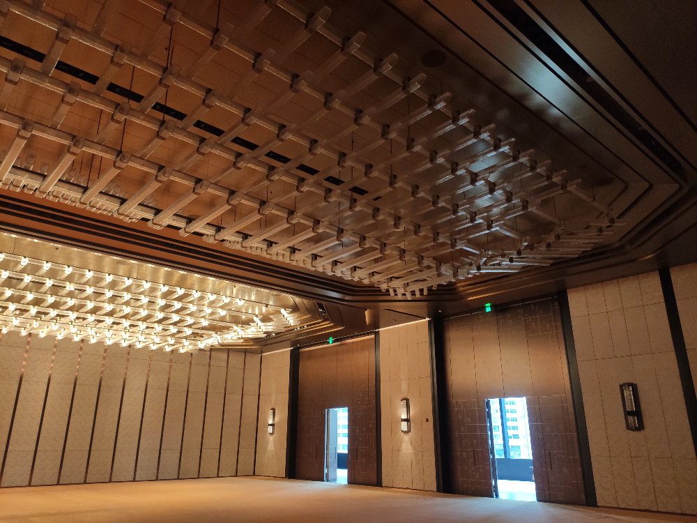 你知道吗?选“广州市白云移动软包隔断加工”就找大来隔断,专业设计高效安装超值享受!